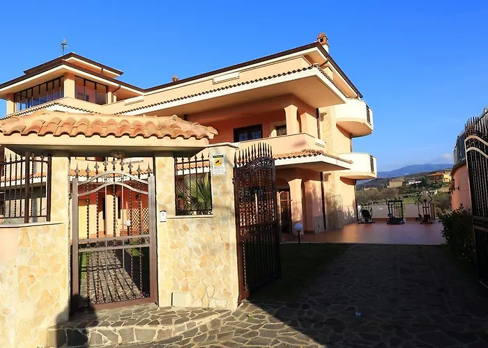 公寓式酒店 齐萌多公寓式酒店 科里利亚诺·卡拉布罗