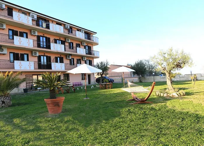 齐萌多公寓式酒店 公寓式酒店 科里利亚诺·卡拉布罗