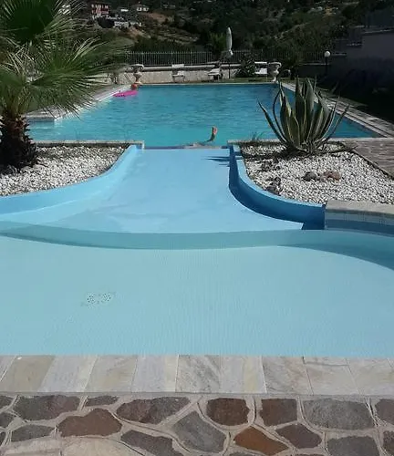 公寓式酒店 齐萌多公寓式酒店 科里利亚诺·卡拉布罗