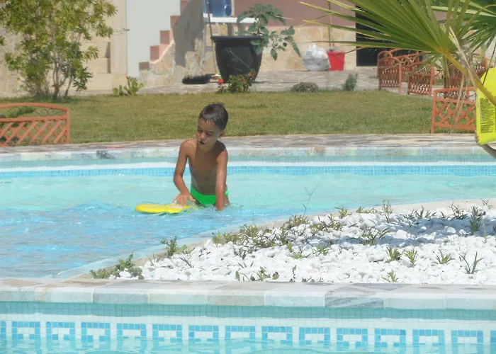 齐萌多公寓式酒店 公寓式酒店 科里利亚诺·卡拉布罗